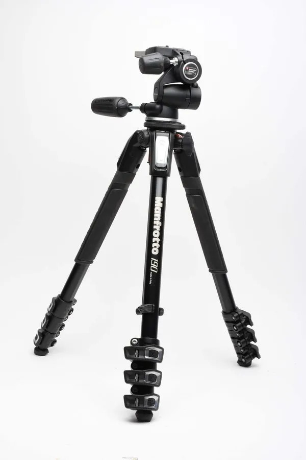 Камера Manfrotto 190 MT190XPRO4 tripod w/804RC2 head, Very clean, Nice quality