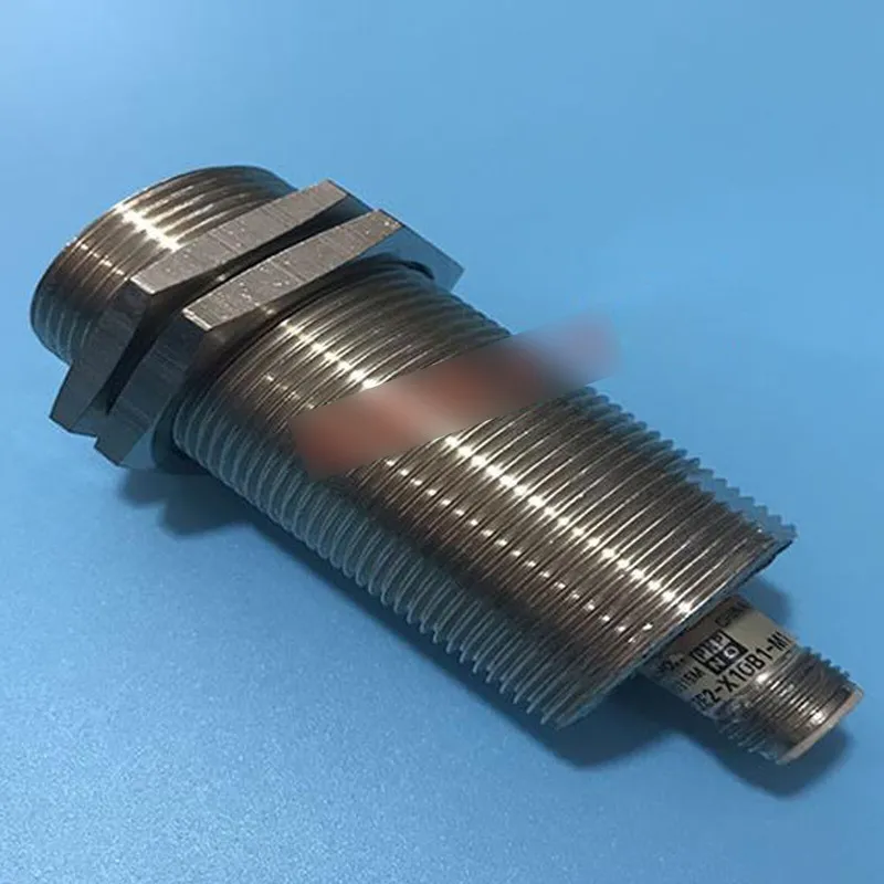 Датчик приближения Omron E2E2-X10B1-M1 Proximity Sensor Shielded PNP-NO M30 10mm
