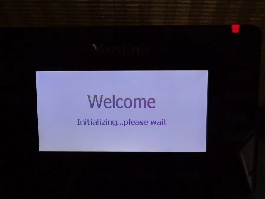 IP-телефон Yealink SIP-T45U IP Business Phone Gigabit VoIP Office Desk Phone — фото лота 2