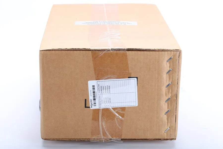 Блок розеток PDU APC AP6031A NetShelter Basic Rack PDU
