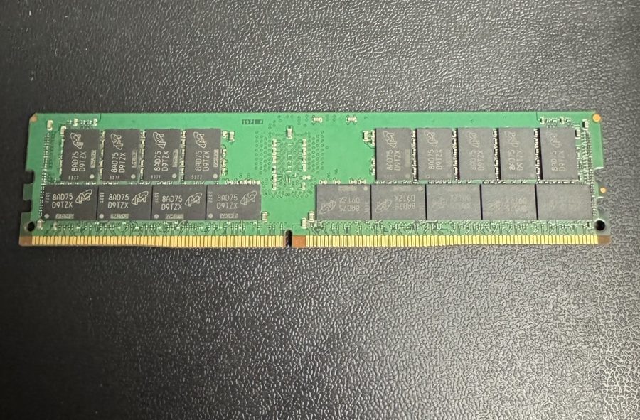 Модуль памяти UCS-MR-X32G2RS-H CISCO Branded 32GB DDR4-2666-MHz RDIMM/PC4-21300/