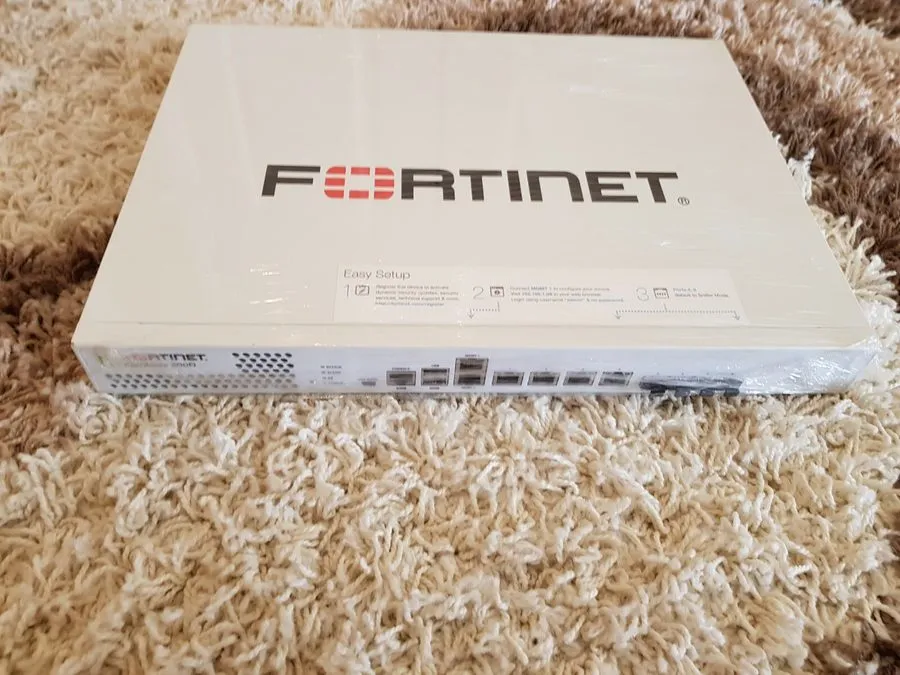 Межсетевой экран Fortinet Fortigate 300D NGFW VPN Firewall
