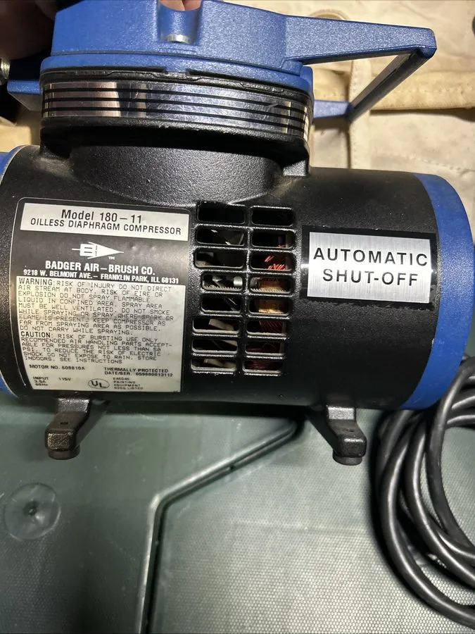 Трубопроводная арматура BADGER Air-Brush Co. 180-11 COMPRESSOR With Pressure Reg — фото лота 2