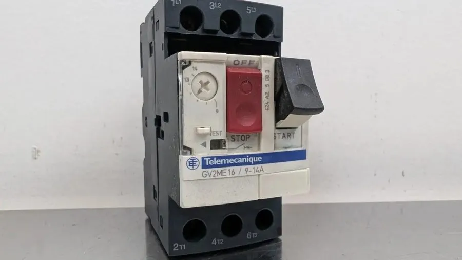 Автоматический выключатель Telemecanique GV2ME16 Motor Starter Circuit Breaker 9