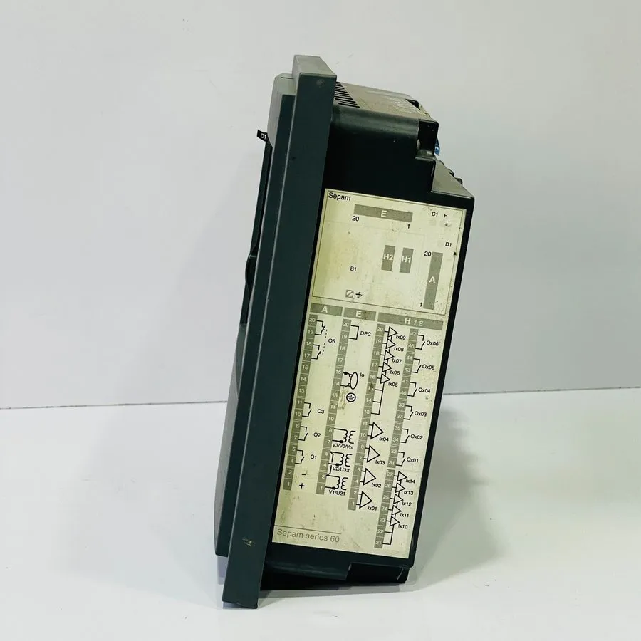 Реле защиты SCHNEIDER ELECTRIC 59836 SEP363 EASERGY SEPAM SERIES 60 Digital Prot — фото лота 4