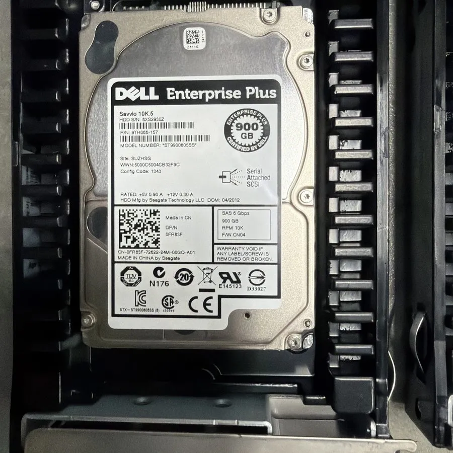 Жёсткий диск Dell W4K81 900GB HDD Hard Drive 10K SAS 2.5"PS6500/PS6510 Tray — фото лота 2