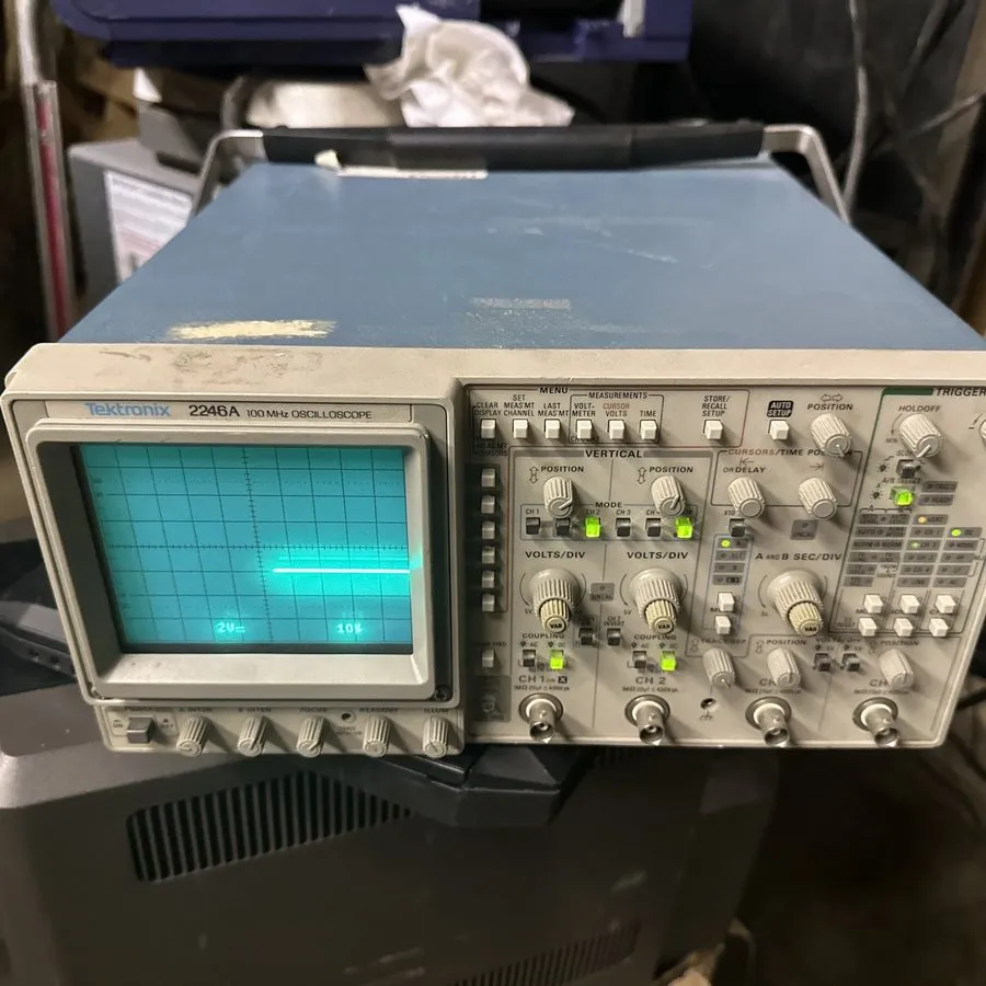Осциллограф Tektronix 2246A 100MHz Oscilloscope Calibrated