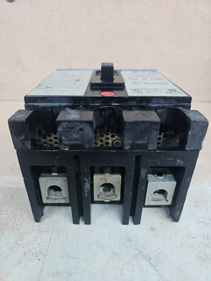 Автоматический выключатель General Electric FS340100A Circuit Breaker 100A 3P 48