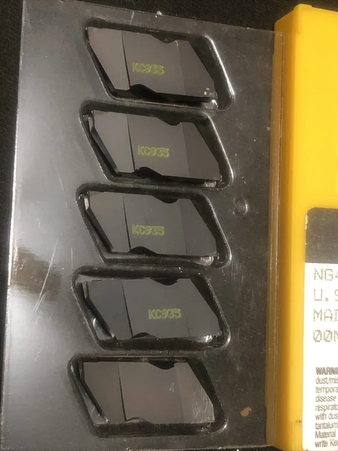 Режущий инструмент KENNAMETAL NG4189RK KC5025 CARBIDE INSERT Grooving Insert (Q3