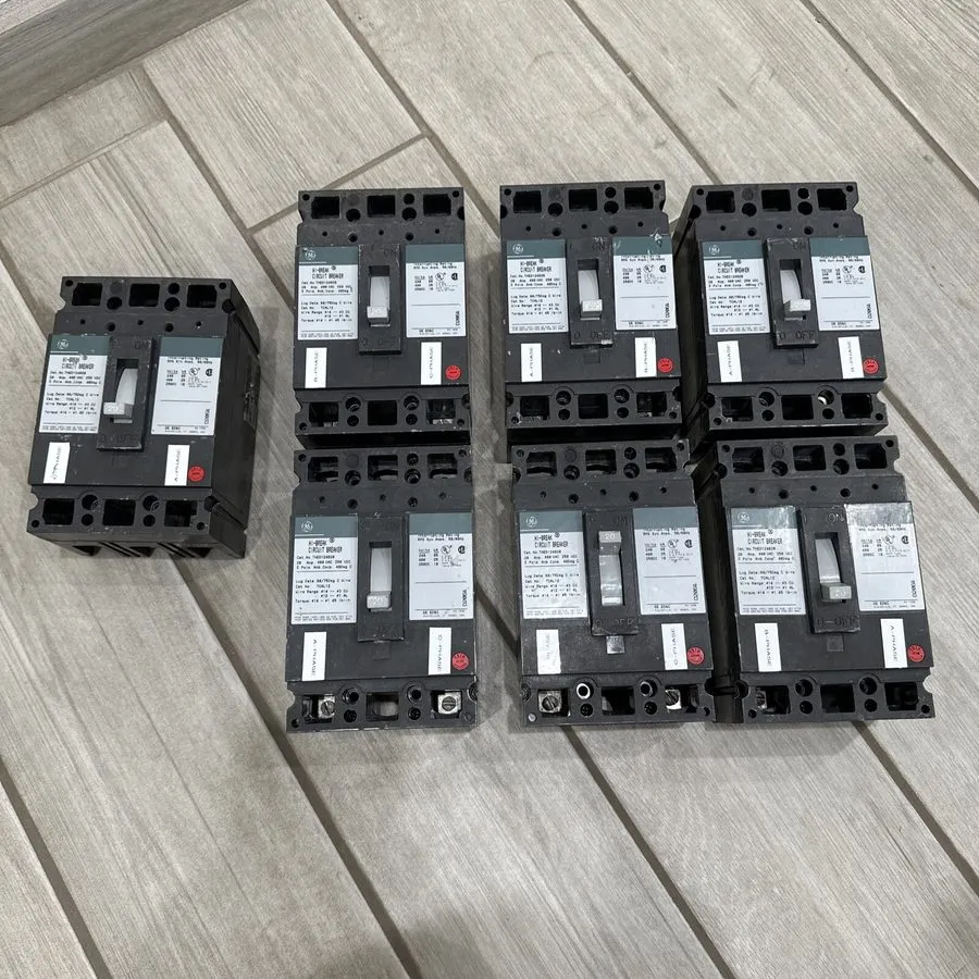 Автоматический выключатель THED124020 General Electric 20A 2P 480V 250VDC Bolt-O