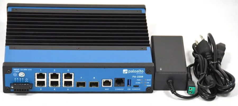 Межсетевой экран Palo Alto PA-220R Rugged Firewall NGFW