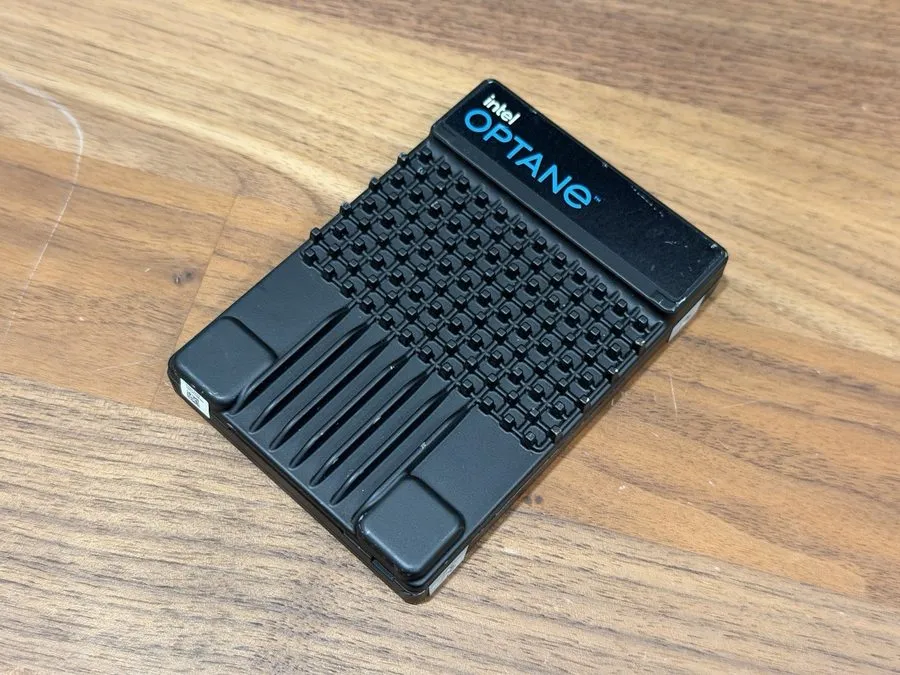 SSD-накопитель Intel Optane SSD DC P5800x 1.6TB U.2 2.5''NVME PCIe SSDPF21Q016TB