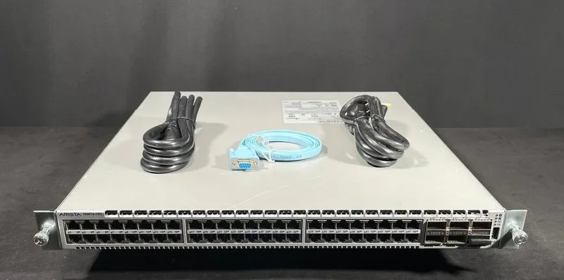 Коммутатор Arista 7050TX 48 Port 10GbE RJ45 + 6 Port 40GbE QSFP+ Switch DCS-7050 — фото лота 1