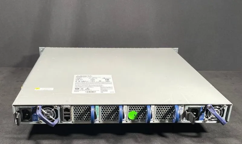 Коммутатор Arista 7050TX 48 Port 10GbE RJ45 + 6 Port 40GbE QSFP+ Switch DCS-7050 — фото лота 3