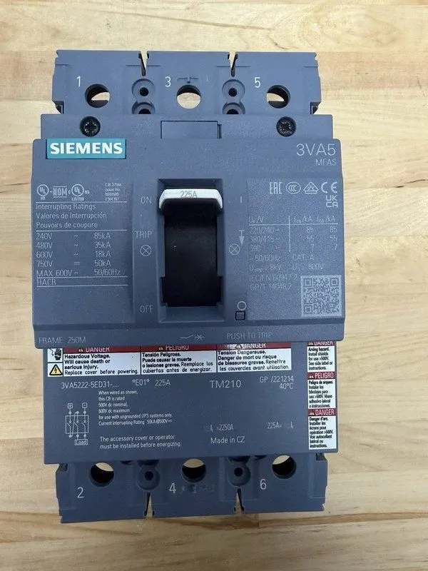 Автоматический выключатель 1-SIEMENS 3VA4110-6ED34-0AA0 3 POLE 100A 3VA4 CIRCUIT
