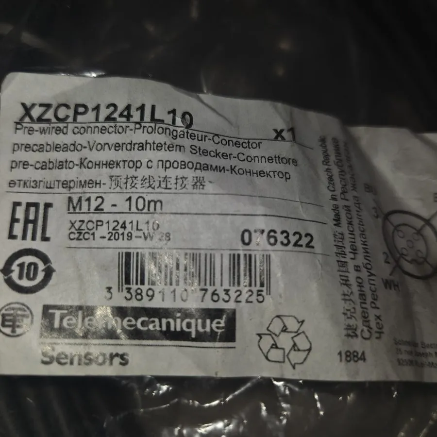 Соединительный кабель Telemecanique XZCP1241L10 M12 Pre-Wired Connector Cordset  — фото лота 1