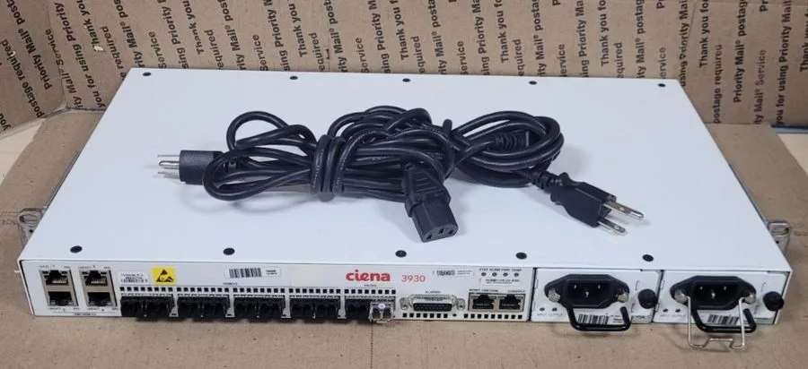 Операторское оборудование Ciena 4x 100/1000M SFP 4x 10/100/1000 W/RACK EARS ( )