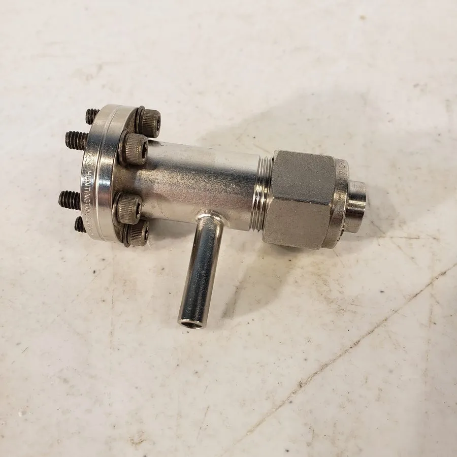 Фитинг 1.33" DN16CF Conflat Tee Fitting w/ 3/8" Ultratorr and 1/4" Tee High Vacu