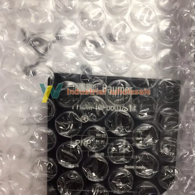 Фотоэлектрический датчик Baumer FHDM 16P5001/S14 Photoelectric Diffuse Sensor 10