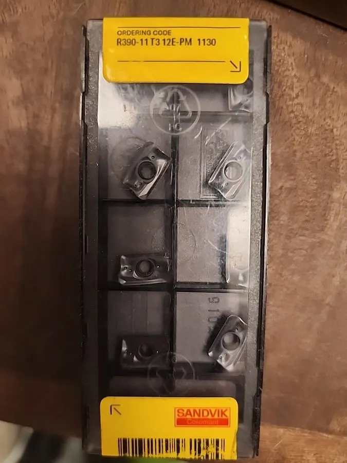 Режущий инструмент 25pk MILLING INSERT R390-11 T3 08M-KL 3040 Sandvik Coromant — фото лота 1