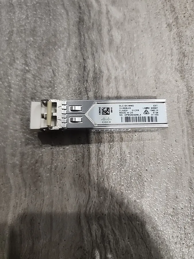 Трансивер Cisco GLC-SX-MMD 10-2626-03 SFP Transceiver Module W/ Hologram — фото лота 1