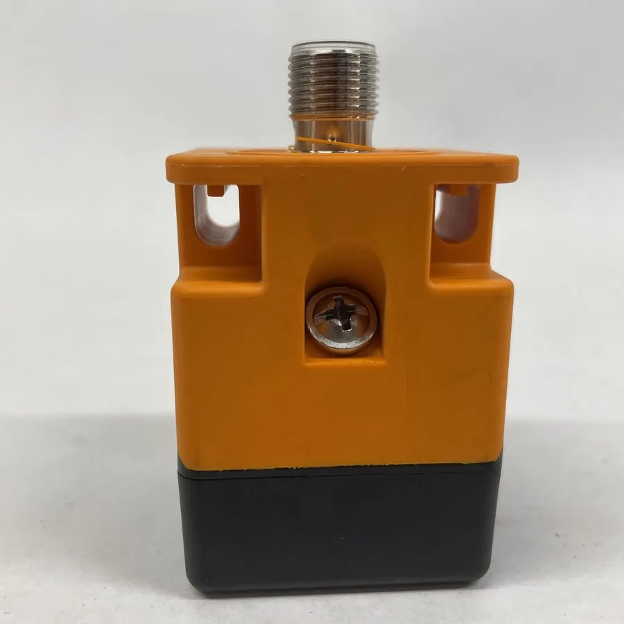 Датчик приближения IFM IM512A Inductive Proximity Sensor 20mm 10-30VDC M12 PNP — фото лота 1
