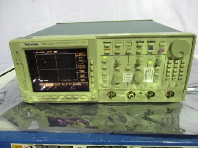 Осциллограф Tektronix TDS 754C Color Four Channel Digitizing Oscilloscope w/ Ins