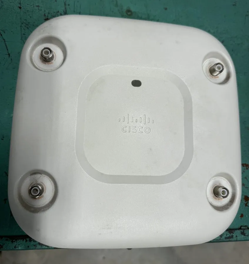 Точка доступа Wi-Fi Cisco AIR-CAP2702E-B-K9 USA STD 802.11ac CAP Access Point