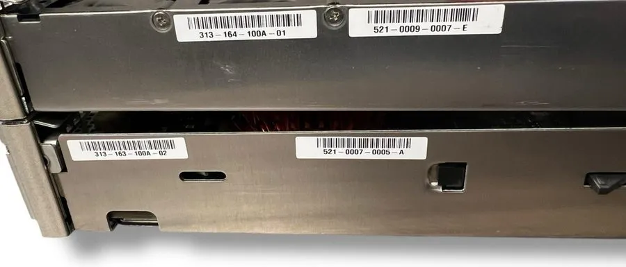 СХД EMC 313-163-100A-02 SLIC50 4GB NVRAM w/ BBU & 2x Module Set