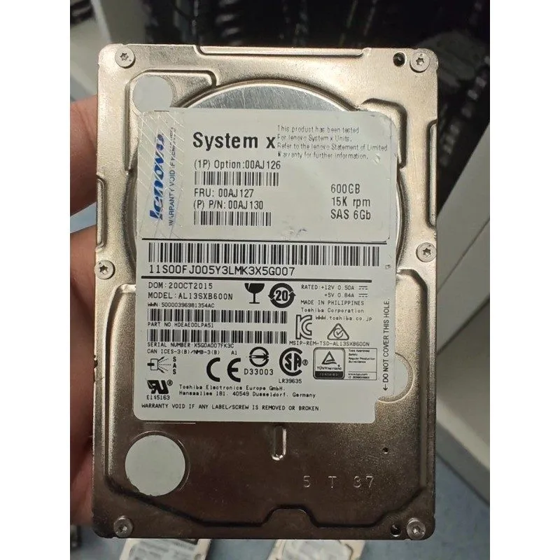 Жёсткий диск Lenovo 00AJ126 00AJ127 600GB 15K 12G 2.5" SAS G3HS X3650 M5 Hard Dr