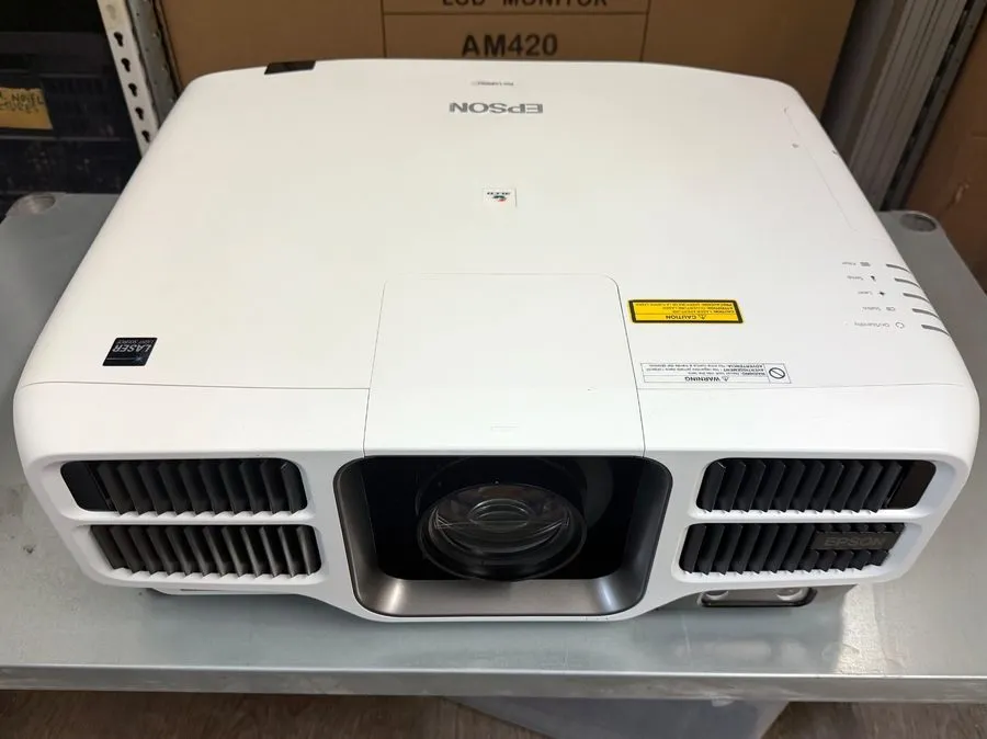 Проектор Epson L1490U 9000 Lumens LASER 3LCD 4K Enhancement Projector W/ ELPLM15