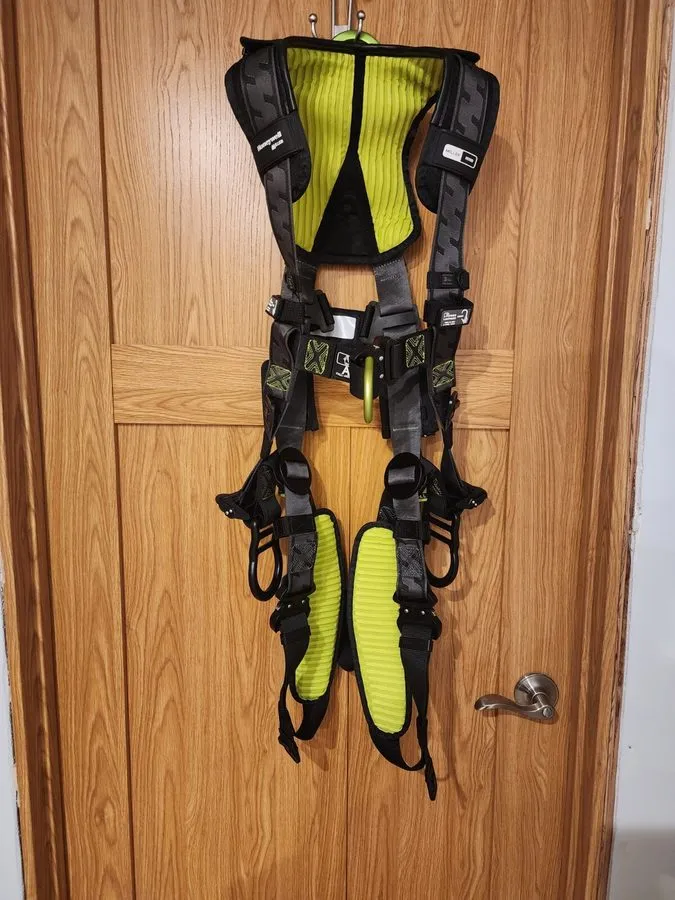 Жгут проводов Honeywell Miller H7ic3a1 H700 Fall Protection Harness, S/M, 420 Lb