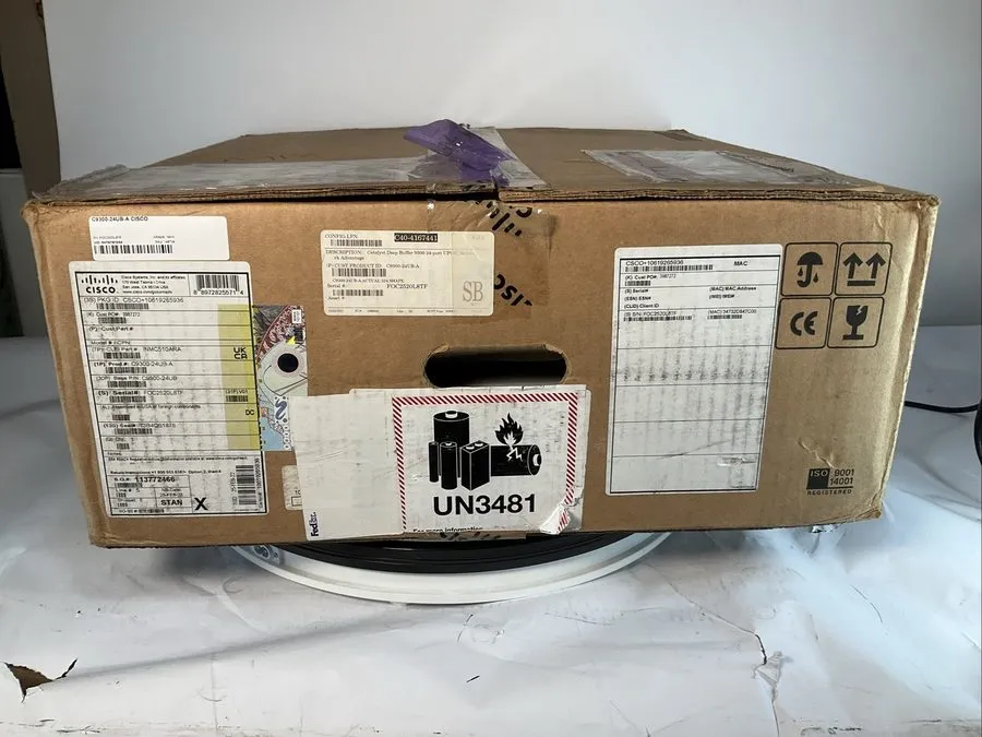Коммутатор Cisco C9300-24UB-A 9300 24-port modular uplinks UPOE, Network Advanta