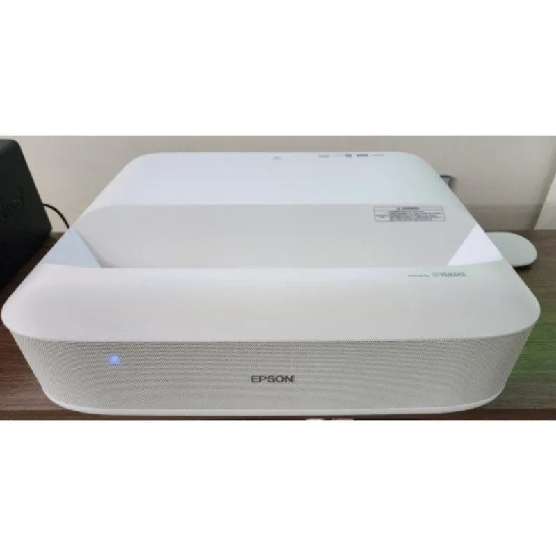 Проектор EPSON EH-LS650W 3,600 Lumens 120" 4K PRO-UHD Laser Beam TV Projector Ex