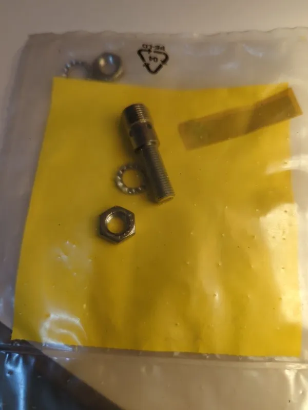 Датчик приближения Turck Bi1,5-EG08K-AP6X-H1341 Inductive Proximity Sensor 10-30 — фото лота 2