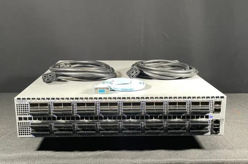 Коммутатор Arista DCS-7260CX-64-F 64x 100GbE QSFP & 2xSFP+ 100G Switch