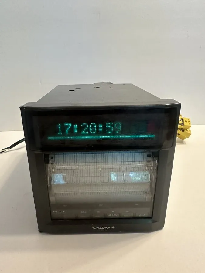 Датчик температуры Yokogawa 436000 UR1000 Temperature Chart Recorder 5E-38