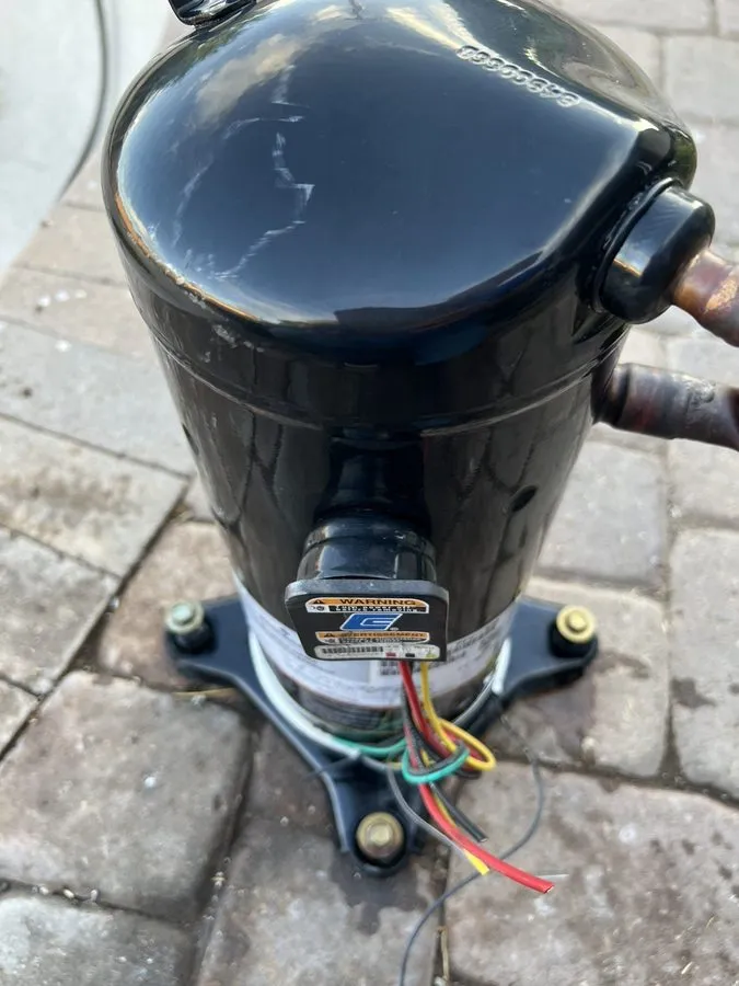 Компрессор COPELAND SCROLL COMPRESSOR model ZP38K5E PFV 130 year 2017- 220v sing