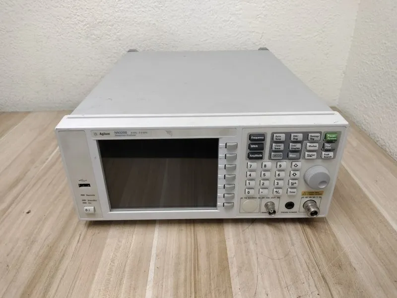 Анализатор спектра HP/ Agilent /Keysight N9320B Spectrum Analyzer 9 kHz-3 GHz