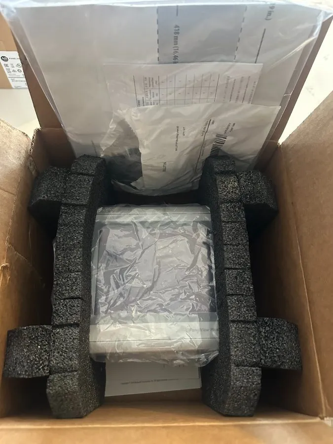 Панель оператора 2711P-T7C22A9P ALLEN BRADLEY HMI PanelView Plus 7 Graphic Termi