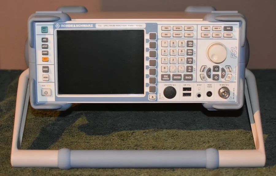 Анализатор спектра Rohde & Schwarz Spectrum Analyzer model FSL6 9kHz-6GHz 3-mont