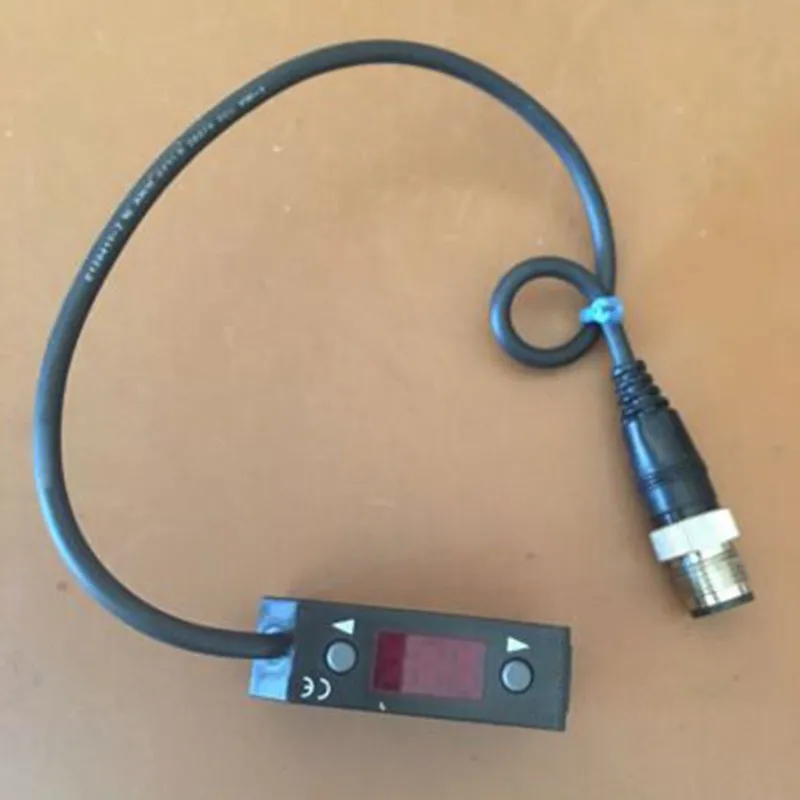 Фотоэлектрический датчик keyence Photoelectric Switch sensor PZ-V73