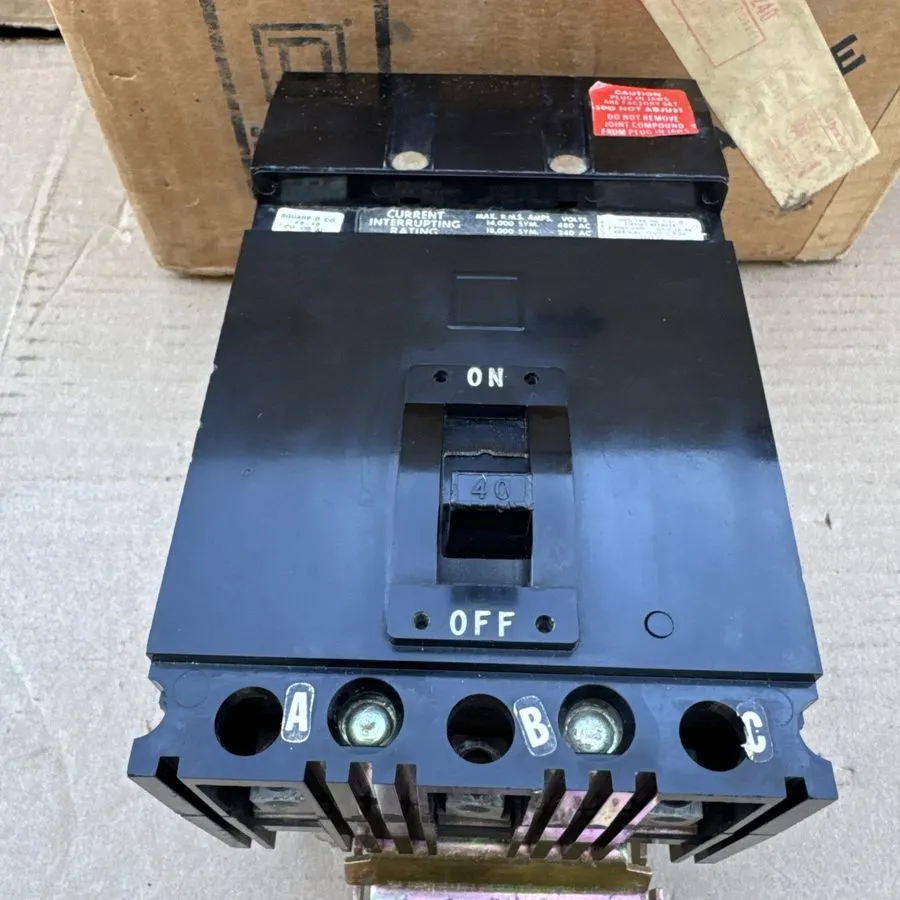 Автоматический выключатель SQUARE D FA34040 FA I-LINE 3 POLE 40 AMP 480v BLACK C