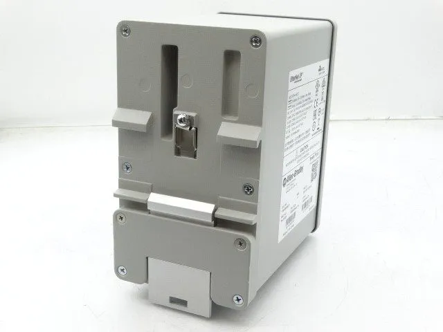 Коммутатор Allen Bradley 1783-BMS06TL Ser A Stratix 5700 Managed Switch 6 Port