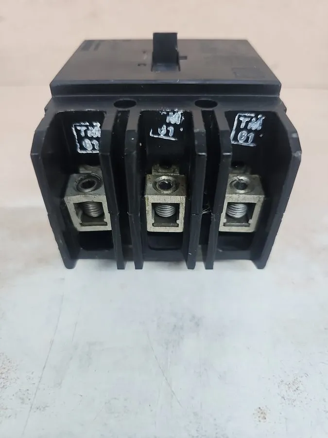 Автоматический выключатель Eaton GHB3050 THERMAL CIRCUIT BREAKER 50A, 3-Phases, 