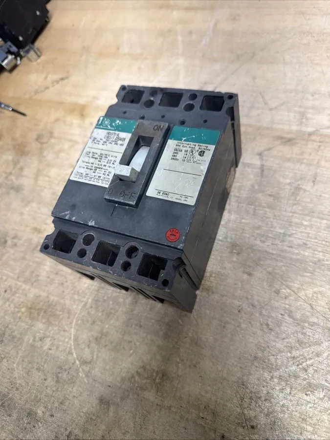 Автоматический выключатель GE TED134080 Circuit Breaker 80A 3P 480V AC 250V DC