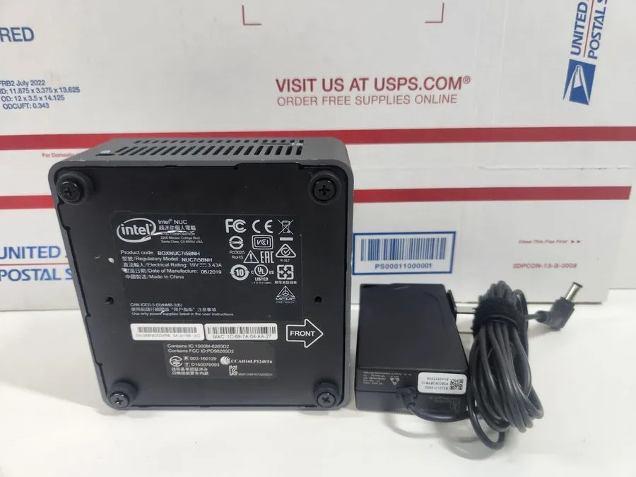 Intel NUC NUC7i5dnk i5 7300u 8gb Ram 128gb M.2 W11