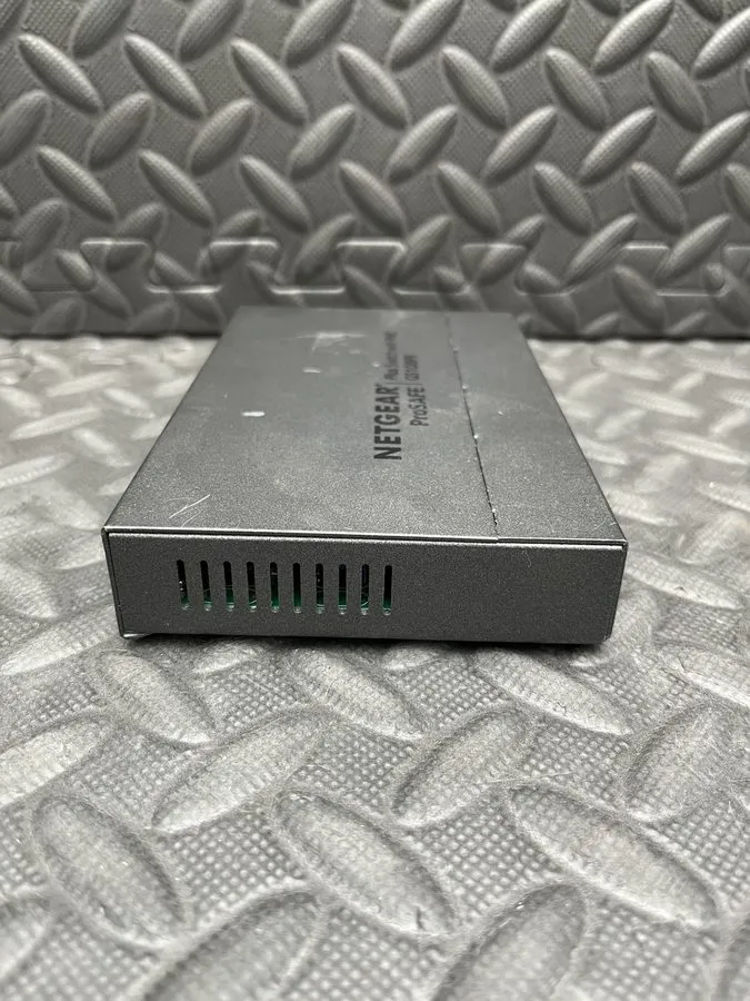 Коммутатор NETGEAR PROSAFE GS108PE V3 8-PORT GIGABIT MANAGED POE SWITCH