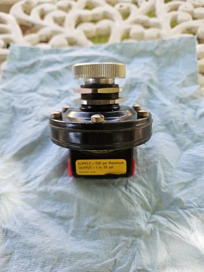 Трубопроводная арматура Taylor 41S324 1/4" Air Pressure Regulator K1 — фото лота 2