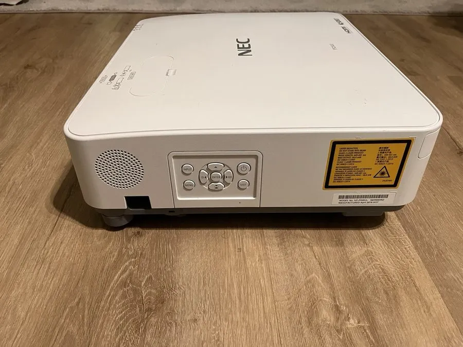 Проектор NEC NP-P525UL WUXGA 5200 Lumens Laser 3LCD Projector 3195 Hours